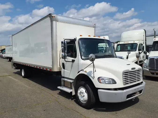 2018 FREIGHTLINER M2 106