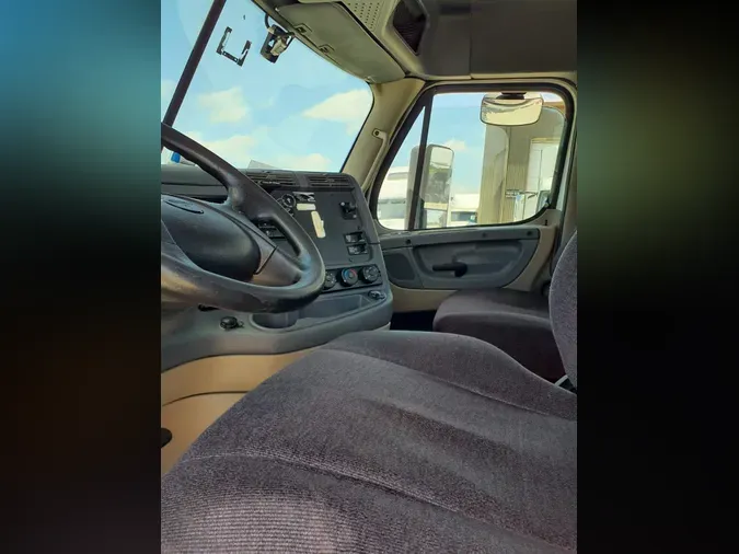 2018 FREIGHTLINER CASCADIA 125