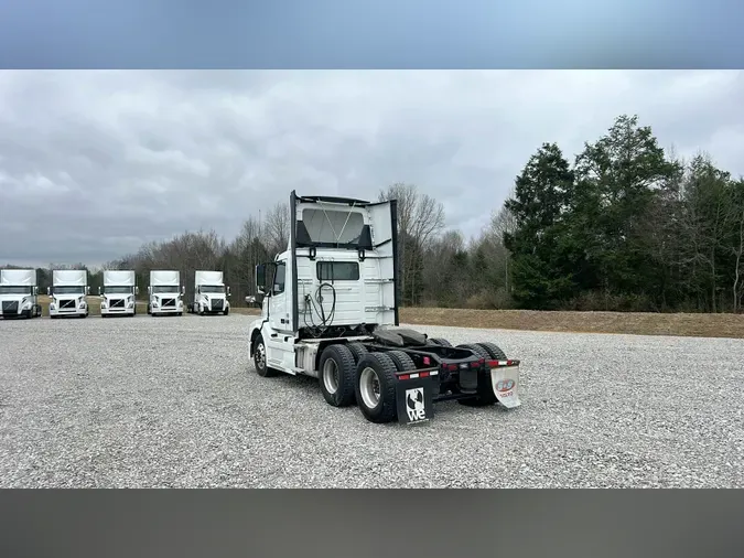 2018 Volvo VNL300