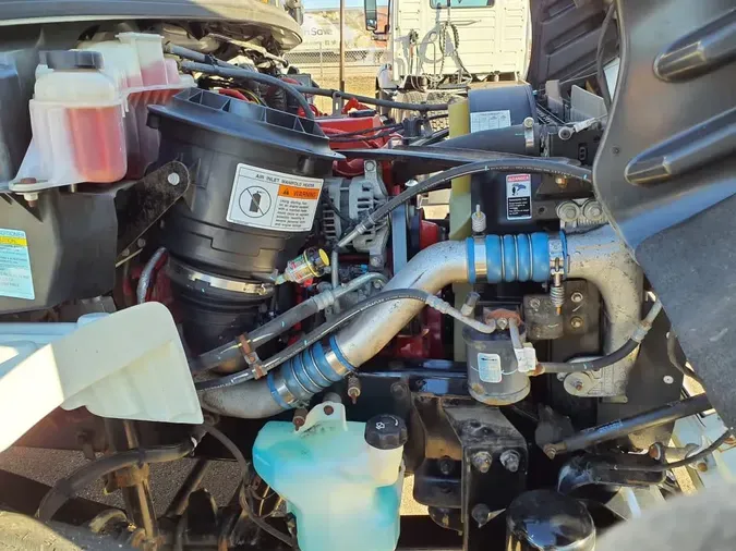 2019 FREIGHTLINER/MERCEDES M2 106