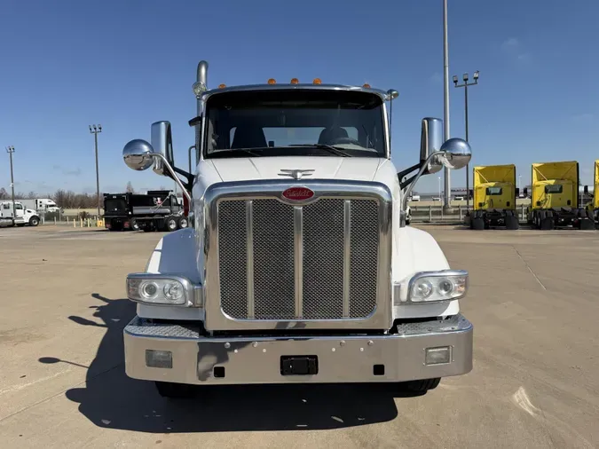 2020 Peterbilt 567