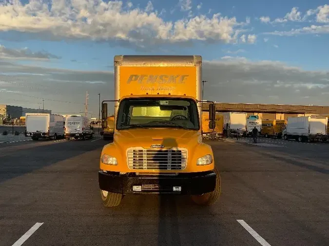 2018 Freightliner M2