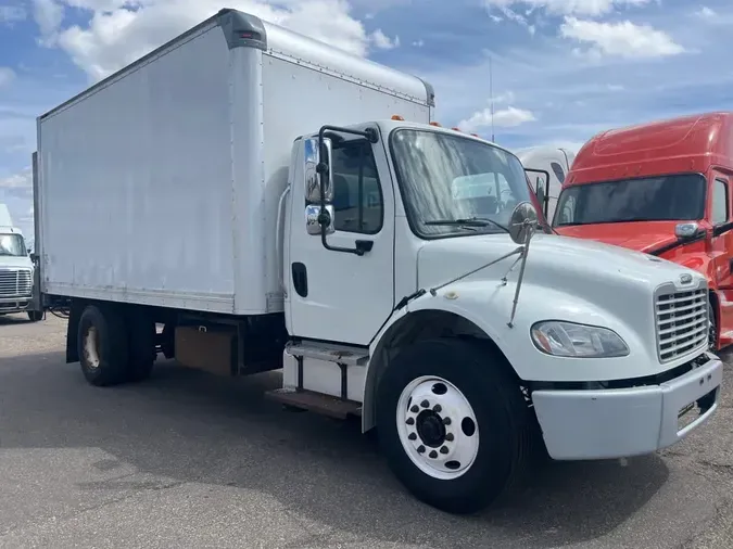 2016 FREIGHTLINER/MERCEDES M2 106