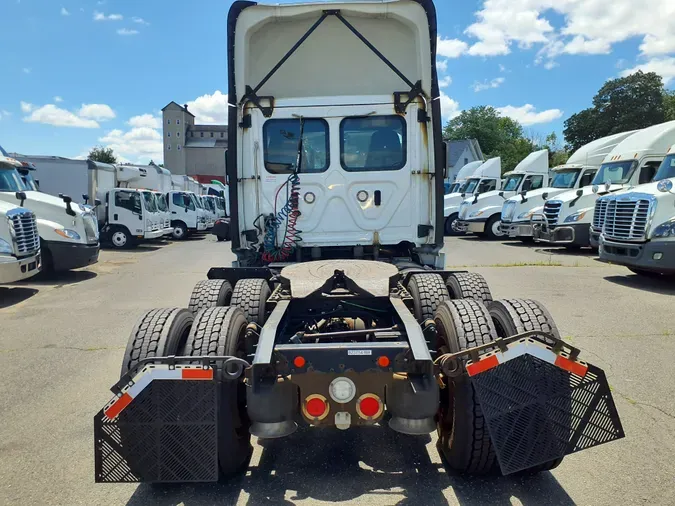 2019 FREIGHTLINER/MERCEDES CASCADIA 125