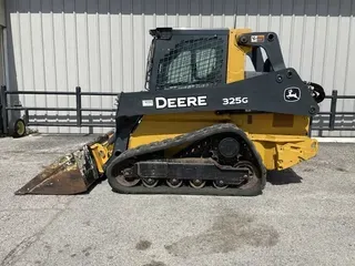 2019 John Deere 325G