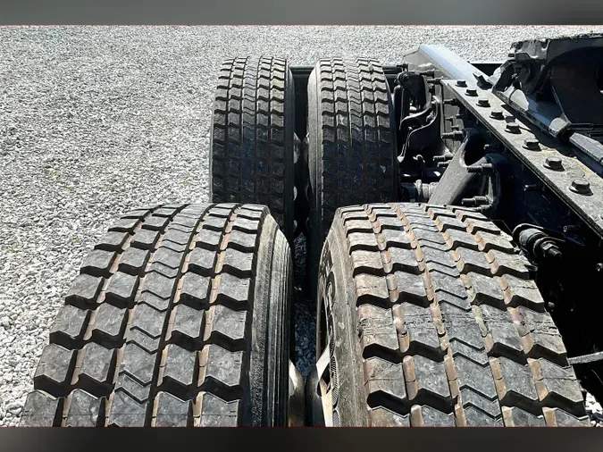 2021 INT LT625 6x4
