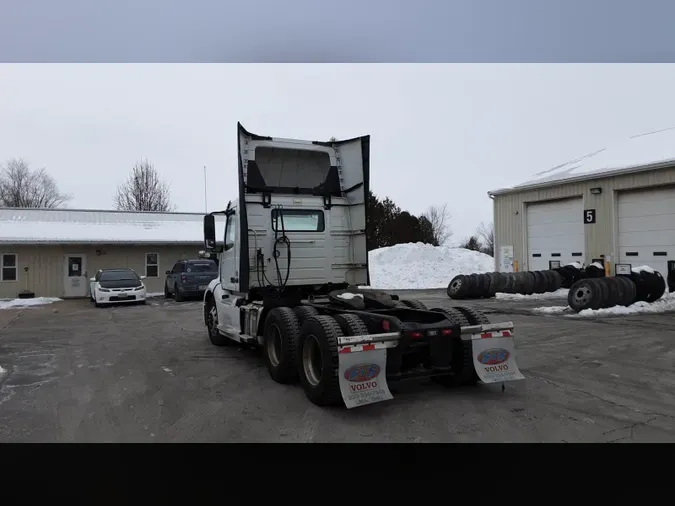 2019 Volvo VNL300