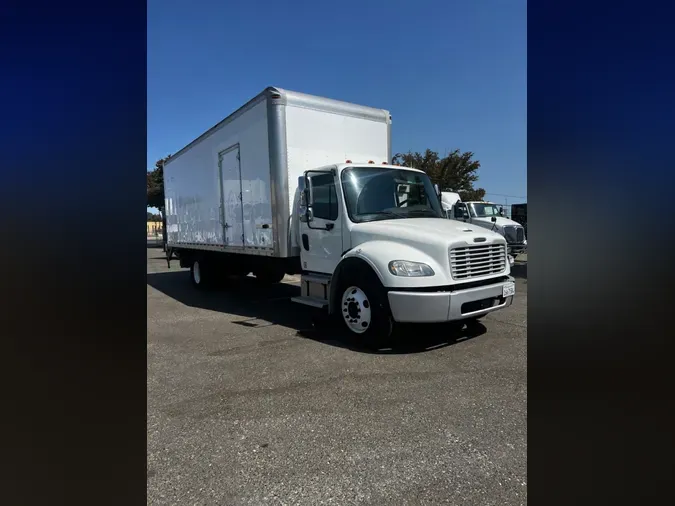 2018 FREIGHTLINER M2 106