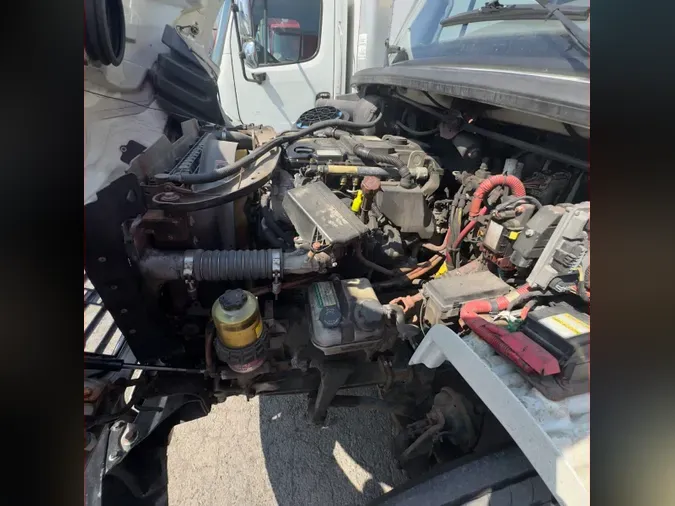 2019 FREIGHTLINER M2 106