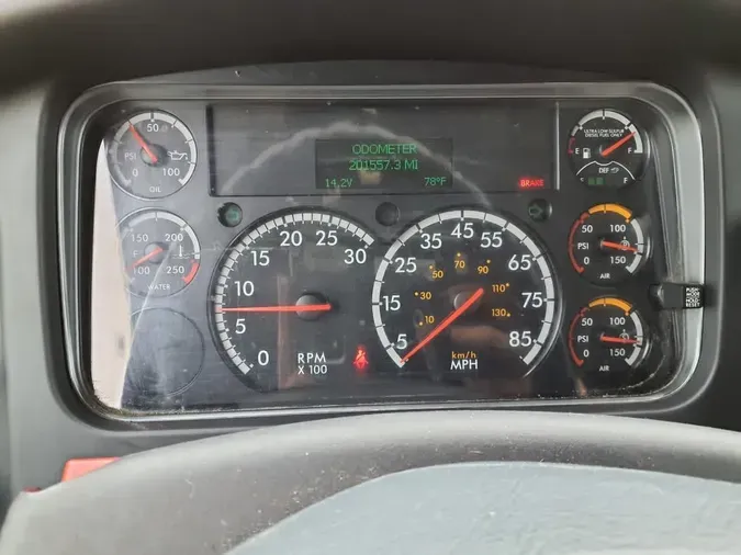 2019 FREIGHTLINER/MERCEDES M2 106
