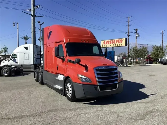 2020 FREIGHTLINER CA126