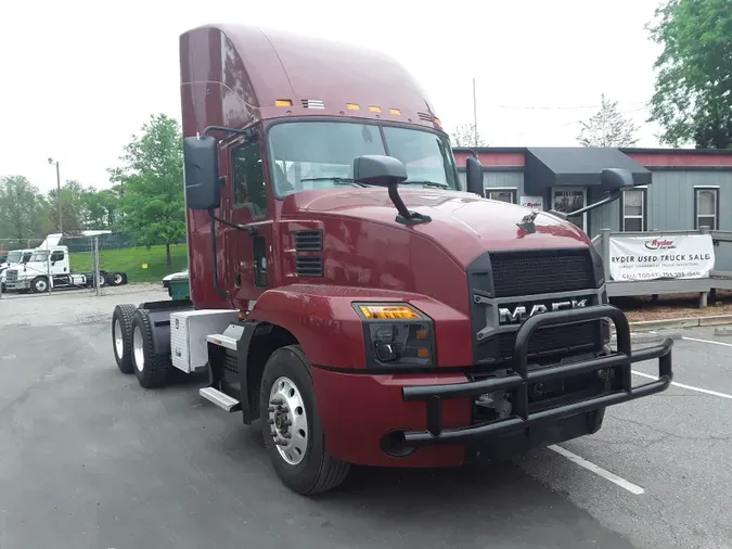 2019 MACK TRUCKS, INC. ANTHEM 64T