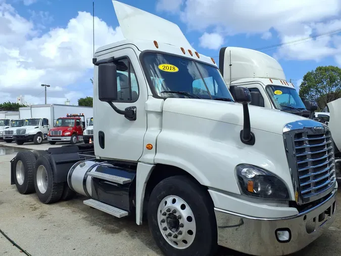 2018 FREIGHTLINER/MERCEDES CASCADIA 125