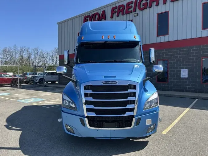 2023 Freightliner Cascadia&reg;