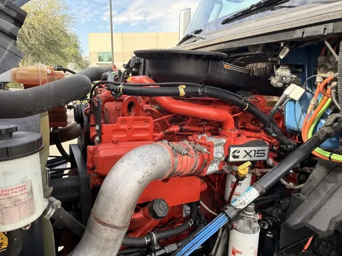 2022 International LT625