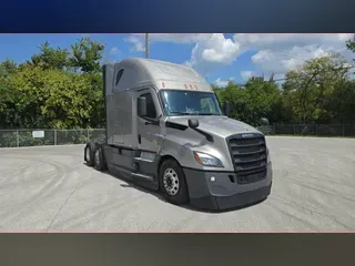 2023 Freightliner Cascadia