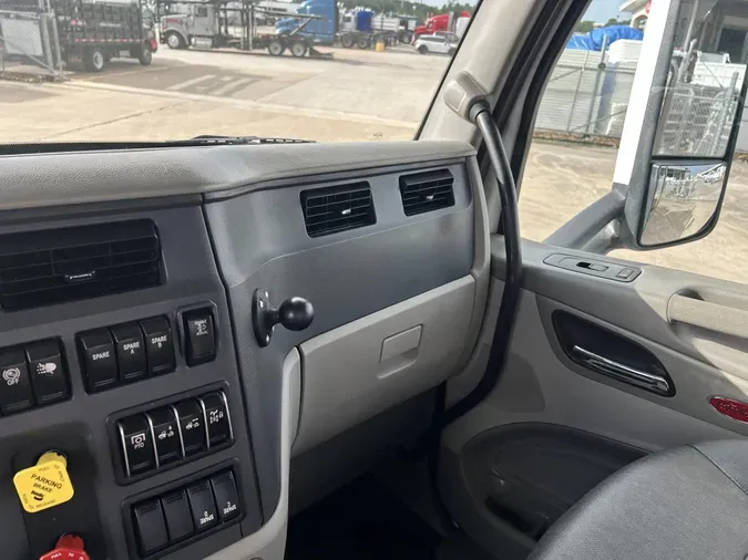 2020 Peterbilt 579