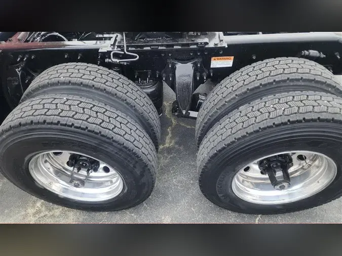 2023 FREIGHTLINER CA126c0ca69d767ee4acee58bb4f2383abf35