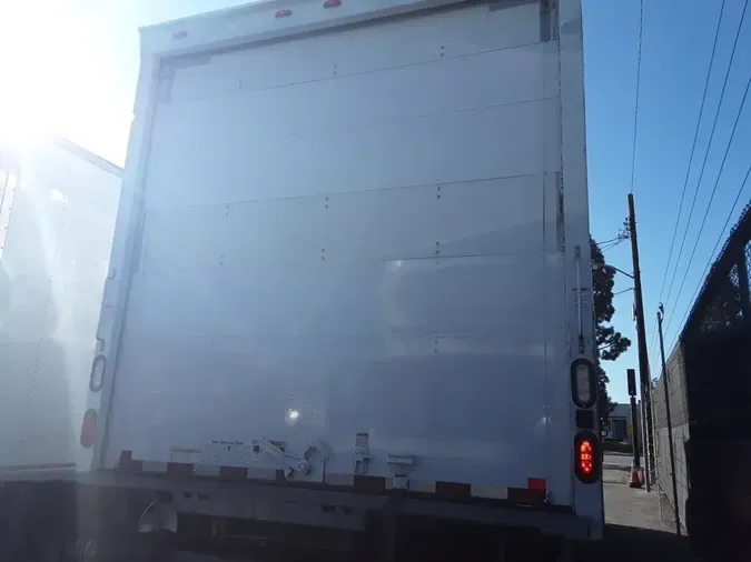 2016 FREIGHTLINER/MERCEDES M2 106