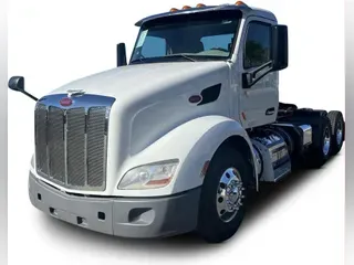 2021 Peterbilt 579