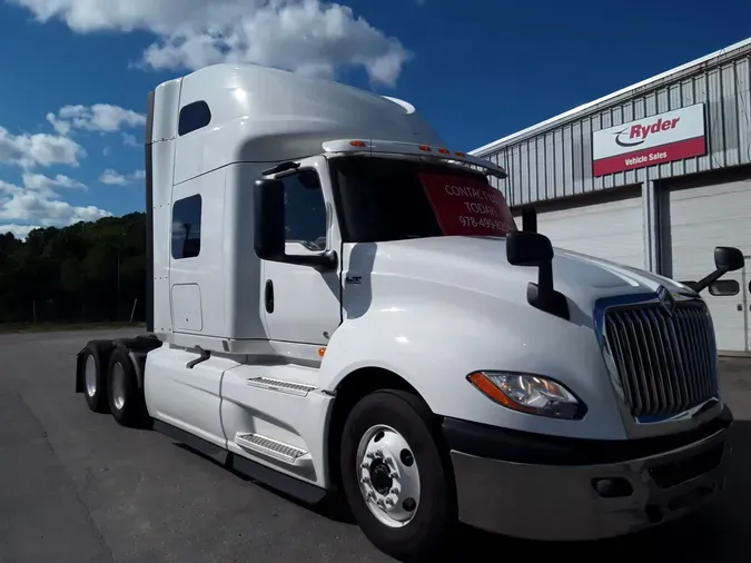 2019 NAVISTAR INTERNATIONAL LT625 SLPR CAB