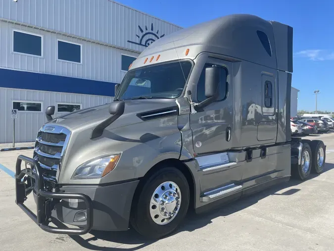 2022 Freightliner Cascadia 126c0dfd42aa33ef07cac8a087839f367cc