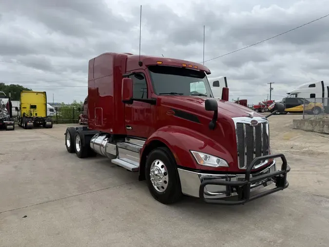 2022 Peterbilt 579
