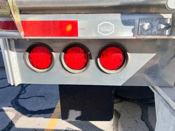 2026 MAC MOVING FLOOR