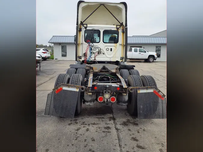 2021 FREIGHTLINER/MERCEDES CASCADIA PX11664STc0e1ec2527c71c5fb74479ed198eae37