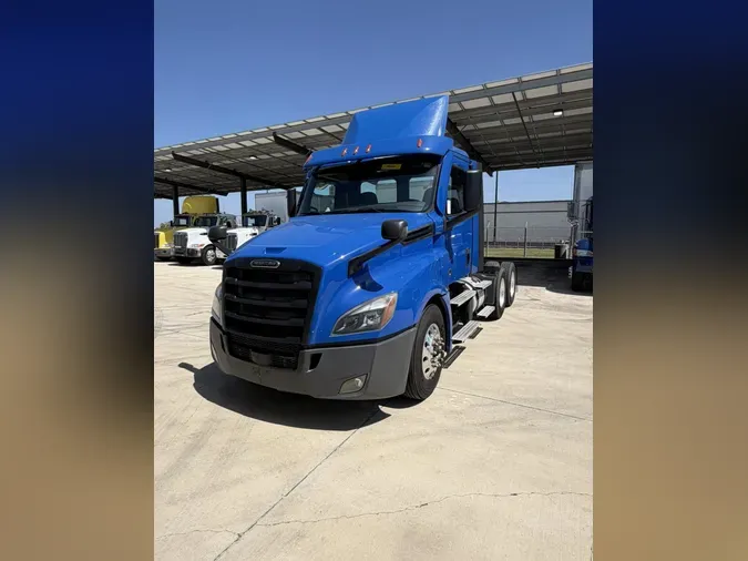 2020 Freightliner Cascadia
