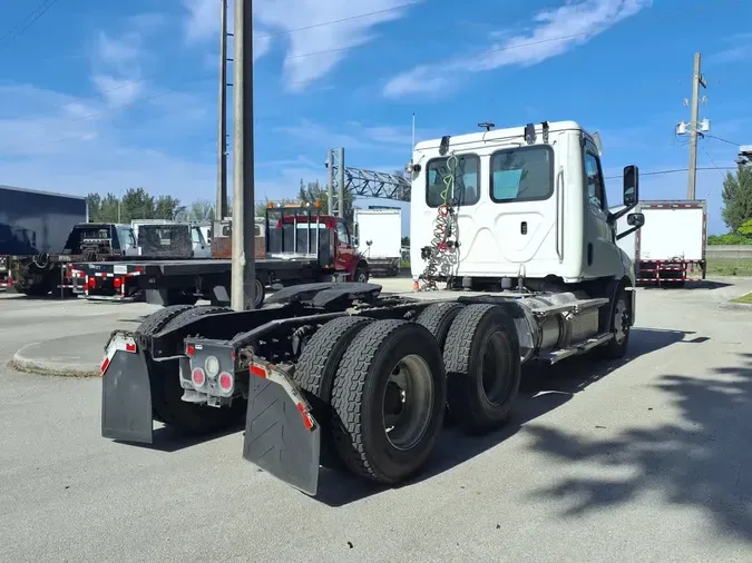 2020 FREIGHTLINER/MERCEDES NEW CASCADIA 116c0e87a0b087f22918de3943bc4be224b