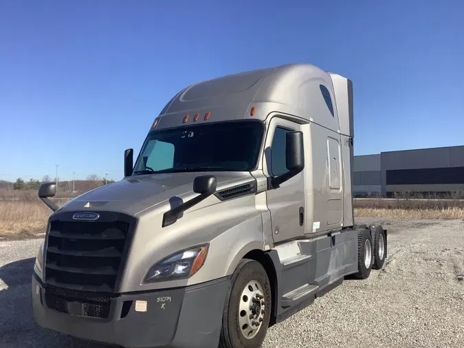 2020 Freightliner Cascadia