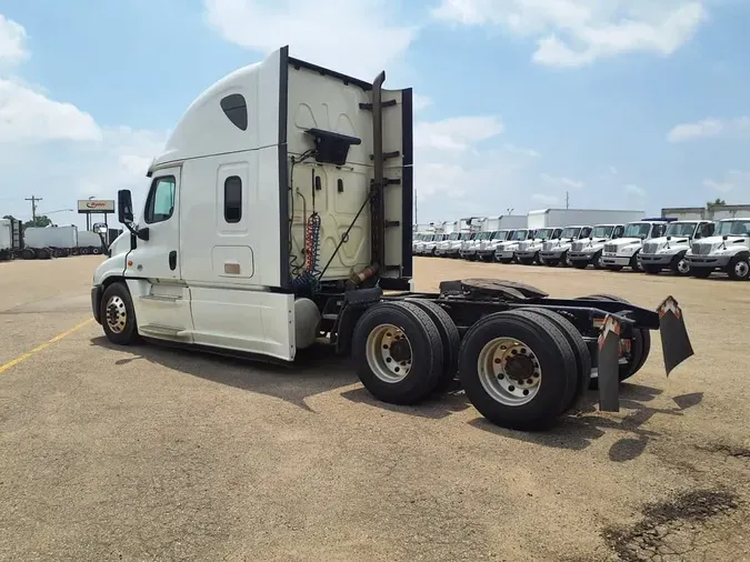 2019 FREIGHTLINER CASCADIA 125