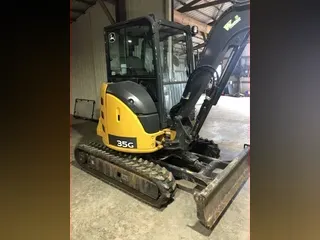 2020 John Deere 35G