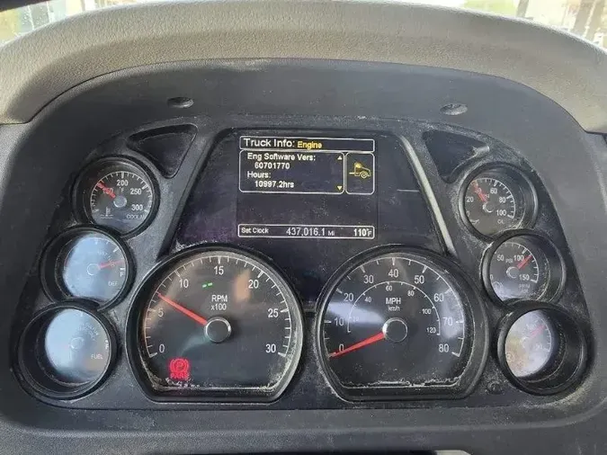 2020 Peterbilt 567