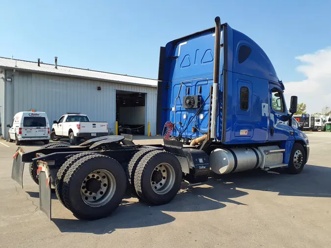 2020 FREIGHTLINER/MERCEDES CASCADIA 125