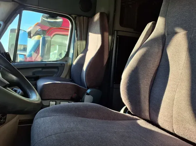 2020 FREIGHTLINER/MERCEDES CASCADIA 125