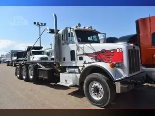 2011 PETERBILT 367