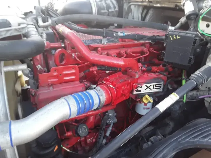 2019 VOLVO VNL64T-300c0f49ddd2d22dc1ffba5753af6ebe0d3