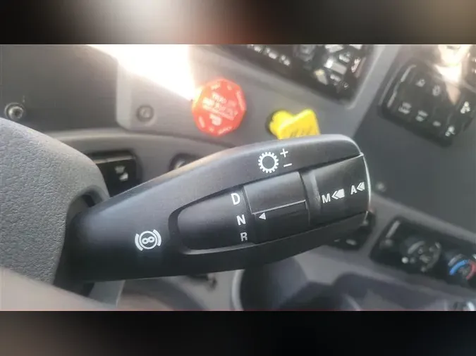 2020 FREIGHTLINER CASCADIA