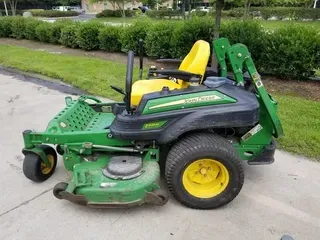 2013 John Deere Z920M