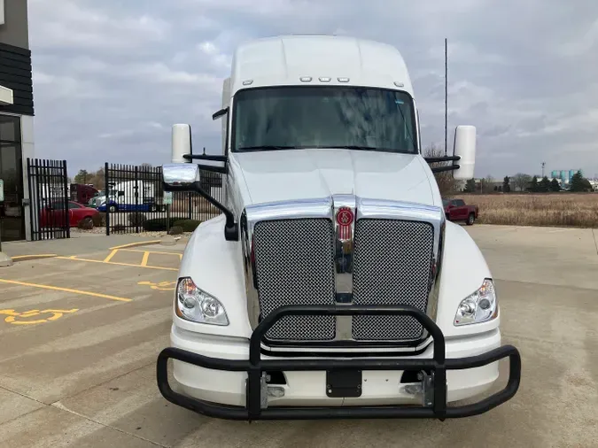 2021 Kenworth T680