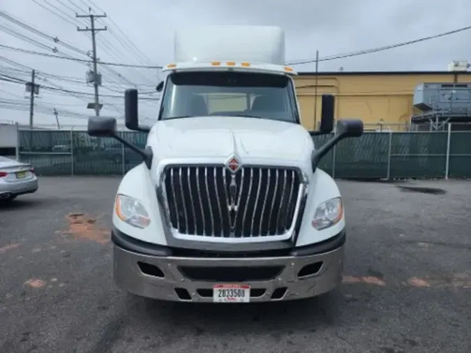 2019 NAVISTAR INTERNATIONAL LT625 DAYCAB T/A
