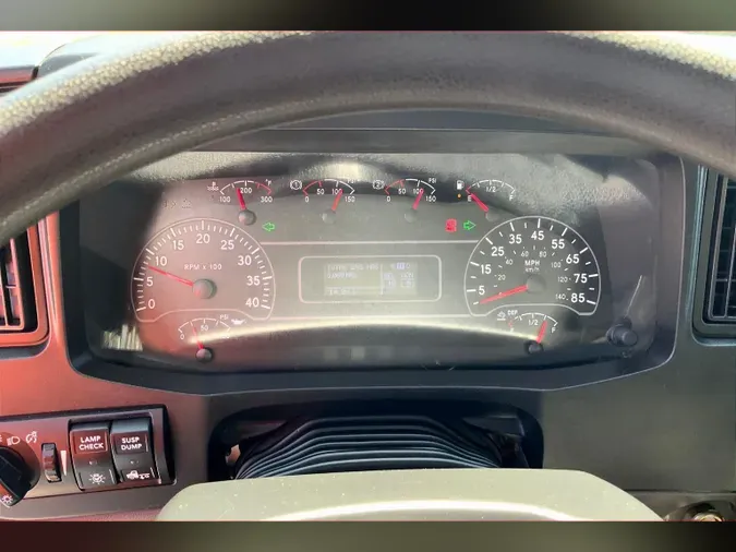 2020 INT MV607