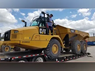 2018 CATERPILLAR 725C2