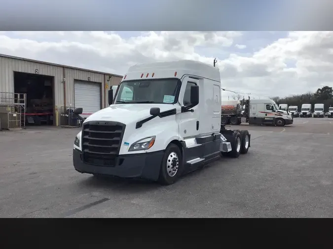 2022 Freightliner Cascadia 126