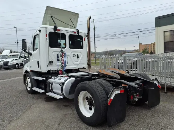2020 FREIGHTLINER/MERCEDES NEW CASCADIA 116