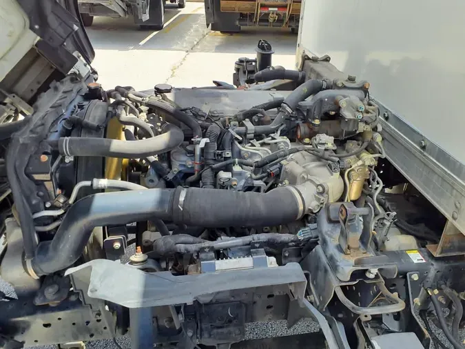 2019 ISUZU NPR HD