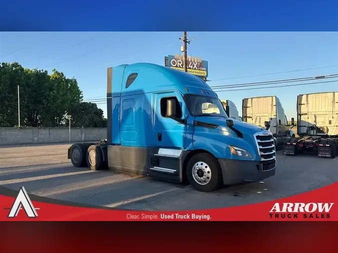2022 FREIGHTLINER CA126