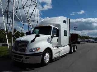 2018 NAVISTAR INTERNATIONAL LT625 SLPR CAB